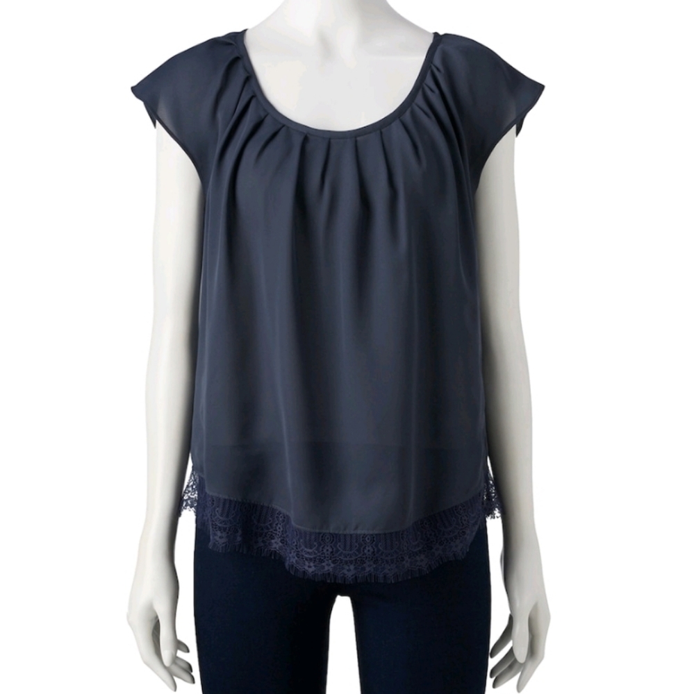 Women's LC Lauren Conrad pleat neck top NWT